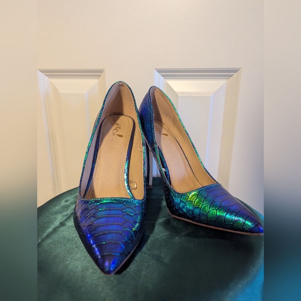 Rue21 Iridescent Blue-Green Heels